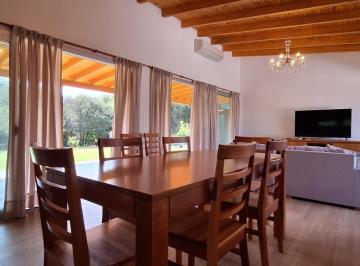 Casa · 427m² · 7 Ambientes · 3 Cocheras · Casa en Venta en El Portrerillo de Larreta Country Club