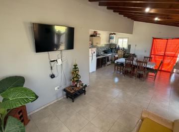 Casa · 63m² · 3 Ambientes · 1 Cochera · Casa en Venta 2 Dorm., Villa Santa Cruz del Lago, a 10 Min de Villa Carlos Paz.