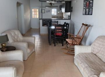 Luminoso ambiente principal · A Una Cuadra del Mar 🌊depto 3 Ambientes * Costa Azul 💵u$s 55.000