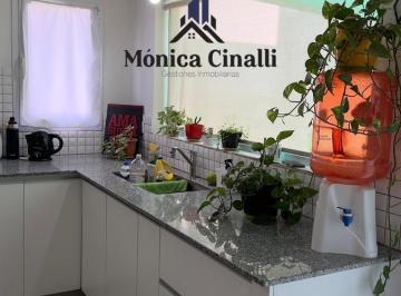 Casa · 187m² · 3 Ambientes · 1 Cochera · Venta Casa Villa Regina, Eugenio Vecchi