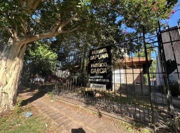 Casa · 150m² · 5 Ambientes · 5 Cocheras · Oportunidad Nuevo Precio! Chalet en Venta con Amplio Lote.