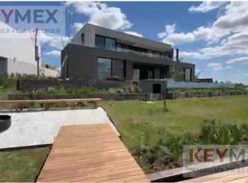 Casa · 700m² · 7 Ambientes · 2 Cocheras · Casa Alquiler Anual Marinas Puertos del Lago Escobar 5 Dorm.