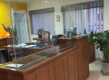 Local comercial · 1962m² · 4 Ambientes · Local en Villa Regina