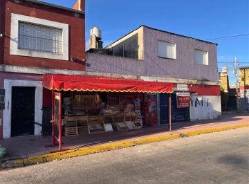 Local comercial de 6 ambientes, Tigre · Oportunidad de Inversión, 3 Locales y un Departamento!