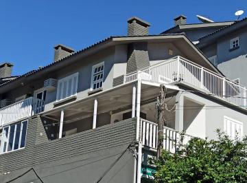 Departamento de 2 ambientes, Ciudad de Santa Fe · Departamento Tipo Dúplex, de 3 Dorm. con Cocheras a 150 m de La Playa de Bombinha
