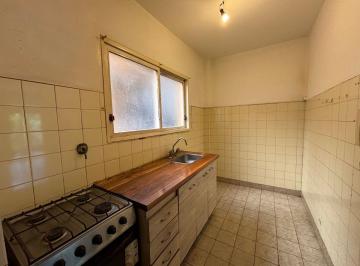 Departamento de 2 ambientes, Monte Castro · Vende. - Hermoso Dpto Mono Dividido - Frente con Balcon. - 34 m² Totales. - Muy Luminoso. - Montecastro