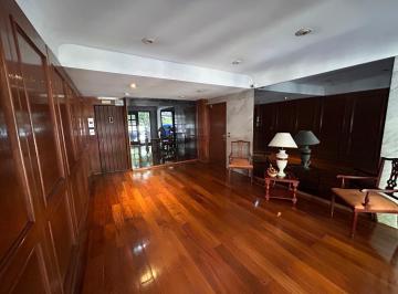 Hall de entrada · Semipiso en Venta en Flores, Dueño Directo!