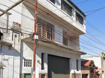 Bodega-Galpón · 712m² · 6 Ambientes · 2 Cocheras · En Venta Avellaneda Galpon de 712 m² a m de Caba