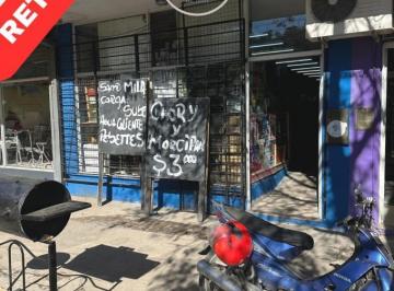 Local comercial · 90m² · Se Vende Local Comercial Sobre Av 9 de Julio Frente a Hospital Perrando
