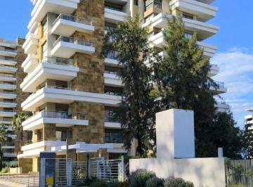 Departamento · 92m² · 4 Ambientes · Departamento Magdalena Palmares, Mendoza