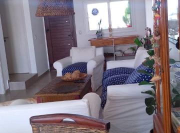 Casa de 6 ambientes, Córdoba · Alquiler Amoblado Casa en La Calandria; Zona Sur