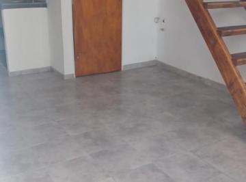 Departamento · 30m² · 1 Dormitorio · Departamento en Primer Piso por Escalera, Tipo Loft. Alquiler. a Una Cuadra de La Av Monteverde