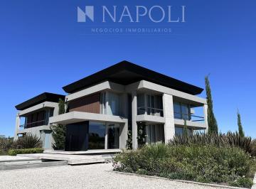 NNI-NNI-3829_2 · Casa en Venta en La Providencia Resort & Country Club, Canning.