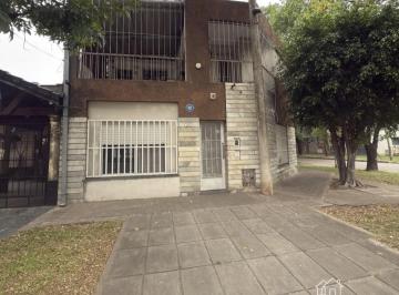 Casa · 170m² · 3 Ambientes · 2 Cocheras · Casa 2 Dorm. con Cochera Doble