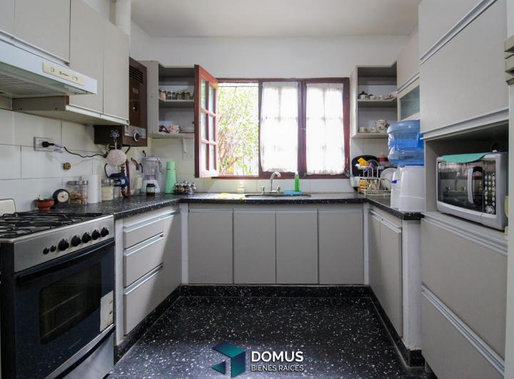 Casa · 130m² · 3 Dormitorios · 2 Cocheras