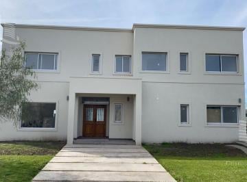 Casa · 320m² · 5 Ambientes · 2 Cocheras · Venta - Casa 5 Ambientes Al Lago, Jardin - San Gabriel, Villanueva, Tigre