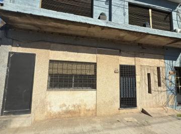 PH · 150m² · 4 Ambientes · Casa Planta Baja a Reciclar