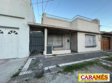 GOC-GOC-541_2 · Monoambiente con Patio y Parrilla. Exc Estado y Ubicación. Sin Expensas.