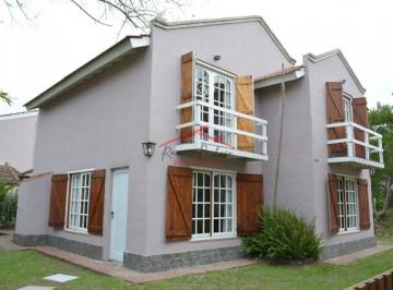 Casa · 240m² · 3 Ambientes · 5 Cocheras · Complejo en Venta Valeria del Mar Pinamar