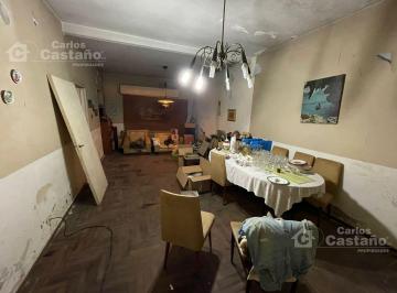 Casa · 180m² · 8 Ambientes · A 1/c de Estación, Casa de 180 m Cub. Para Refaccionar, Lote de 8,66x36 m