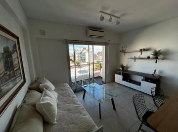 Departamento · 42m² · 2 Ambientes · 1 Cochera · Excelente 2 Amb. en Venta con Cochera - Pileta y Sum - 42 m²