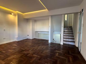 Departamento · 90m² · 4 Ambientes · Departamento en Alquiler 3 Dorm. con Balcón