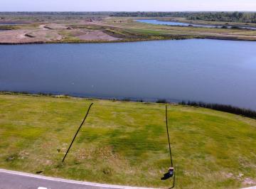Terreno de 1 ambiente, Escobar · Lote Al Agua 1181 m² en Orillas – Dueño Financia – Gran Espejo Agua–