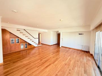 Departamento de 4 ambientes, La Plata · Departamento en Venta de 2 Dorm. con Cochera en La Plata