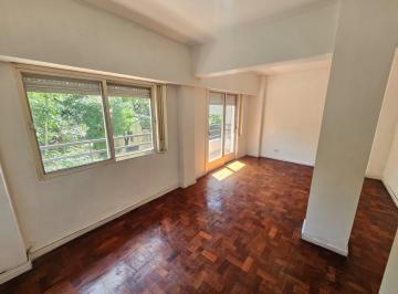 Departamento · 80m² · 4 Ambientes · Departamento de 2 Dorm. con Patio