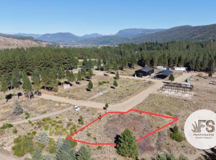 Terreno · 974m²
