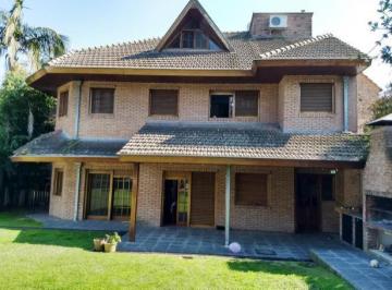 Casa · 477m² · 6 Ambientes · 1 Cochera · Casa en Alquiler Barrio Cerrado Las Barrancas con Pileta