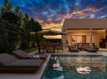 Casa · 154m² · 5 Ambientes · 2 Cocheras · Venta Casa 5 Ambientes en Carlos Spegazzini Ezeiza