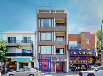 Departamento · 120m² · 4 Ambientes · 1 Cochera · Venta de Departamento Tres Dorm. Calle 7 E/ 34 y 35