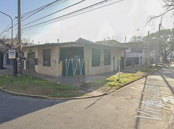Local comercial · 198m² · 3 Locales en Venta en Zona Industrial, con Posibilidad de Ampliacion