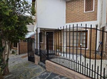 Casa de 5 ambientes, Neuquén · Venta Casa 3 Dorm. con Jardín y Quincho | Río Diamante 800