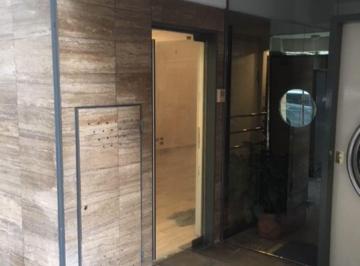 Departamento en Venta de 2 ambientes · 2 Amb en Pb Al Frente, Apto Profesional