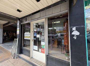 Local comercial · 21m² · Local Comercial en Pleno Centro, en Venta, Haedo