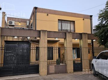 Casa · 245m² · 5 Dormitorios · Casa en Dos Plantas en Venta en Colon Entre Ríos.