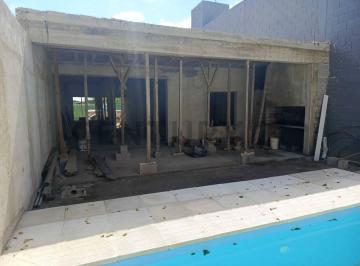Casa · 123m² · 4 Ambientes · 1 Cochera · Duplex en Venta a Estrenar en Housing Villa Esquiu