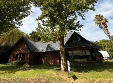 Casa · 197m² · 5 Ambientes · 1 Cochera · Casa en Venta - Zona B5 Partido de Pinamar
