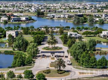 Terreno · 700m² · Lote Interno en Venta Barrio Islas El Canton