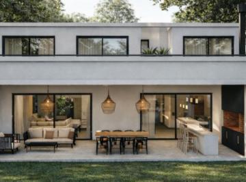 Casa · 290m² · 6 Ambientes · Casa Venta Barrio Puertos del Lago Escobar