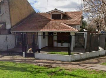 Casa de 4 ambientes, Almirante Brown · Casa Alquiler 4 Ambientes Jose Marmol