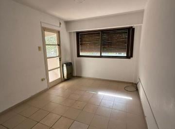 Departamento de 3 ambientes, La Plata · Departamento en Alquiler - 51 Entre 4 y 5 - Dos Dorm. - Balcón