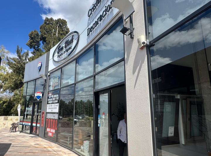 Local comercial · 260m² · 2 Ambientes