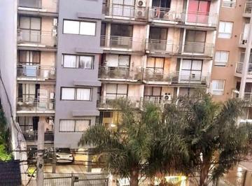 Departamento · 45m² · 2 Ambientes · 1 Cochera · Departamento en Venta en Morón, G. B. a. Zona Oeste, Argentina