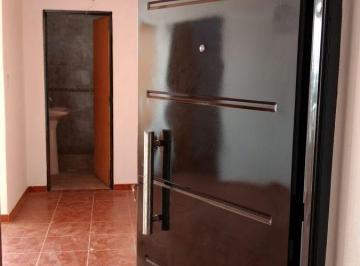 Departamento de 3 ambientes, Lomas de Zamora · Departamento Tipo PH en Planta Alta con Pequeño Patio