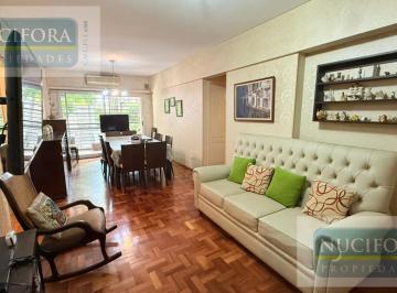 Departamento · 62m² · 3 Ambientes · 1 Cochera · Excelente 3 Ambientes Totalmente Amoblado con Cochera a Media Cuadra de Av Cabildo!