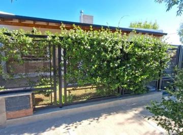 Casa · 120m² · Casa 3 Dorm. en Terreno de 640 m² en Esquina - Bº Circulo Policial
