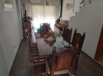 Departamento · 83m² · 3 Ambientes · Triplex en Venta - 2 Dorm. 2 Baño - 88,09 m² - Ramos Mejia